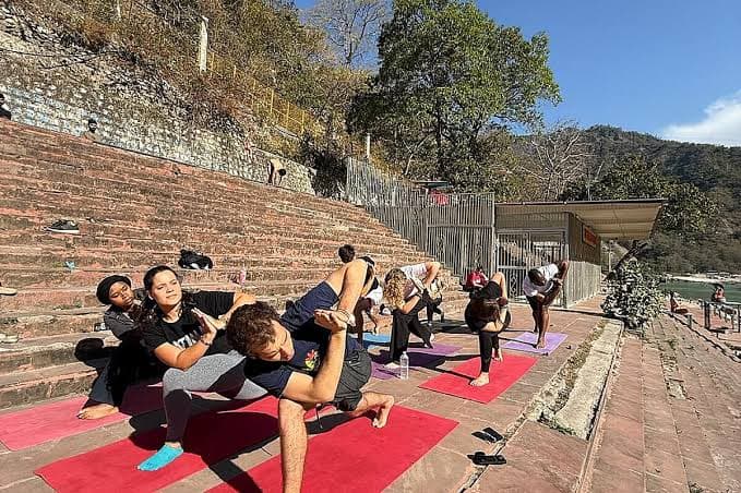 Experiencing a Sacred Stillness: Rediscovering God Through Personal Spiritual Retreats in India